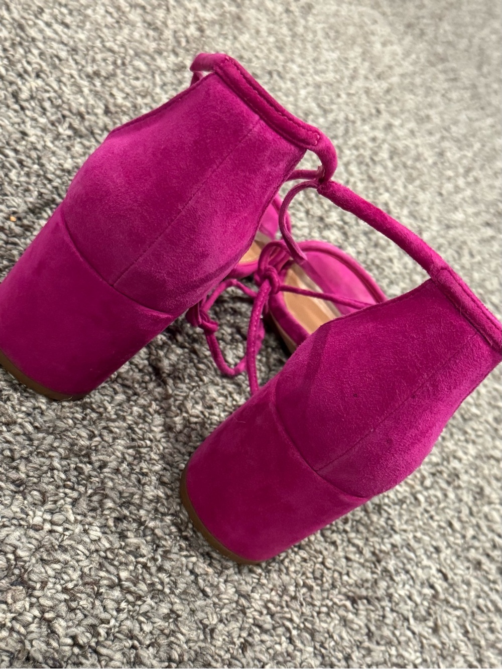 Gianni Bini Bright Fuchsia Suede Block Heel Sandals with Ankle Tie - Picture 5 of 7